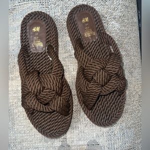 HM braided sandal/slides